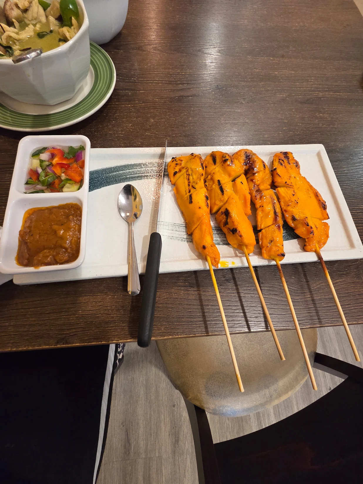 Chicken satay skewers with peanut sauce